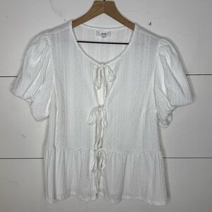 Fyve • White Tie-Front Puff Sleeve Blouse Size Large